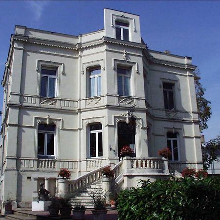 Domaine De L'Oie Rouge Bed and Breakfast Les Rosiers Εξωτερικό φωτογραφία